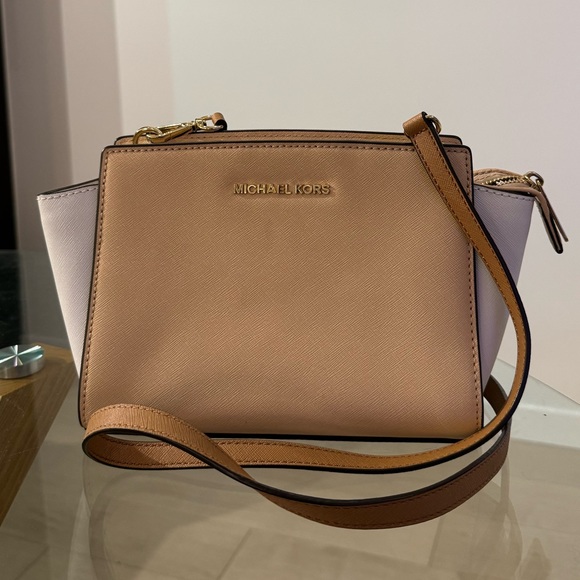 Michael Kors Cross body bag - Picture 1 of 4